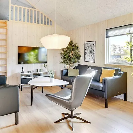 Luxury Retreat - By Traum