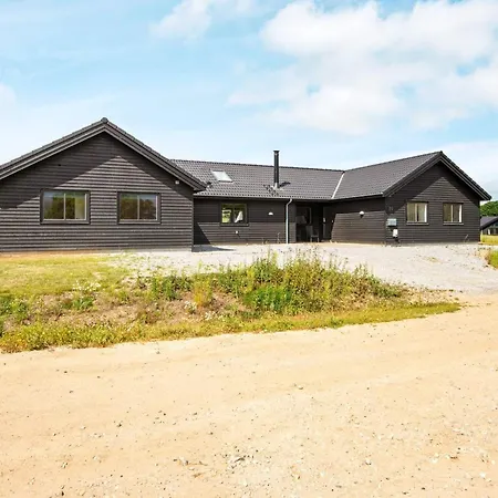 Luxury Retreat - By Traum Holiday home