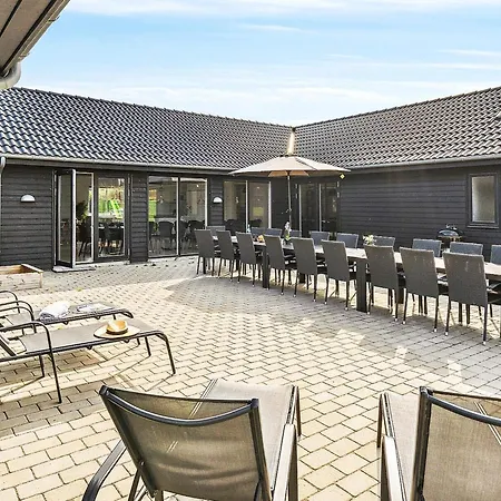 Luxury Retreat - By Traum Holiday home